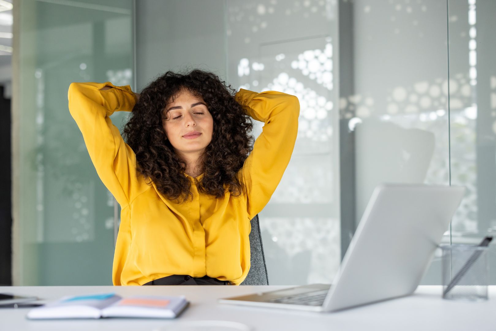 Une femme détenue au travail